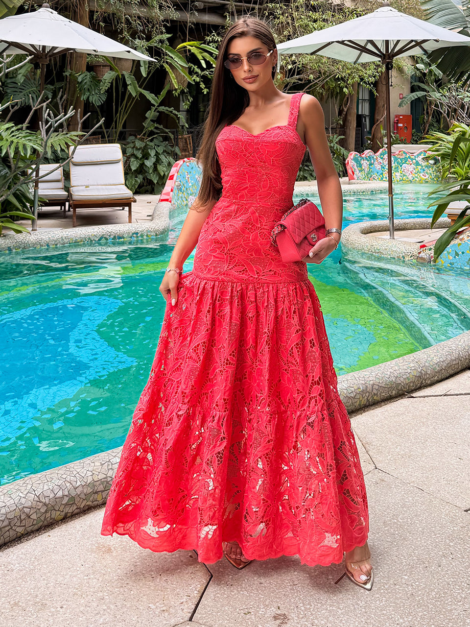 Vestido maxi midi de encaje rojo Fresh Fiorella