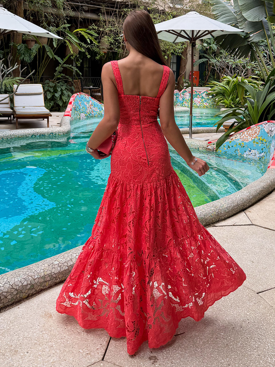 Vestido maxi midi de encaje rojo Fresh Fiorella