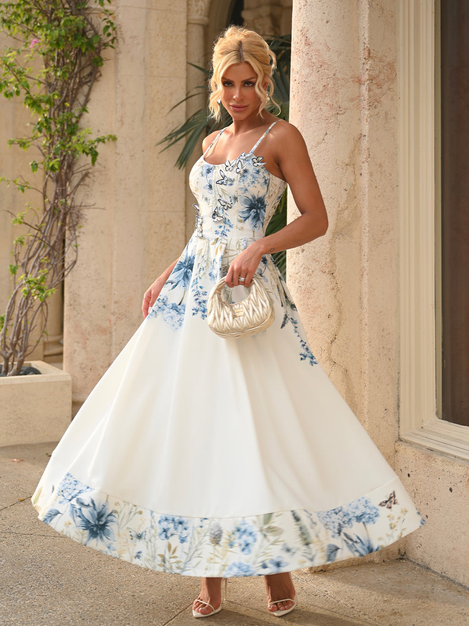 Vestido Midi Fiori em Crepe Floral com Apliques – Limonada Pink