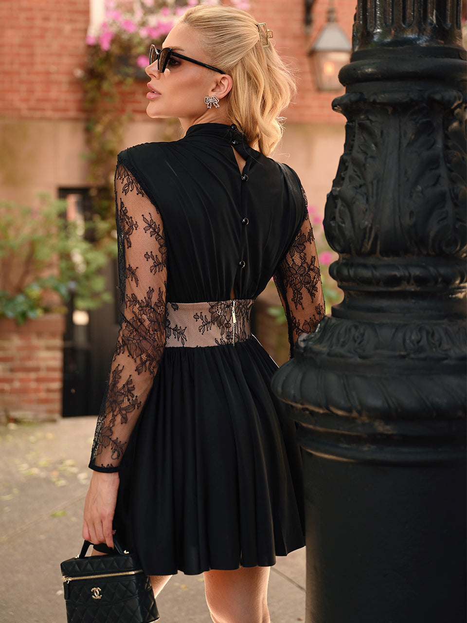 Vestido Curto Franzido Em Malha Micro Fluid Delilah