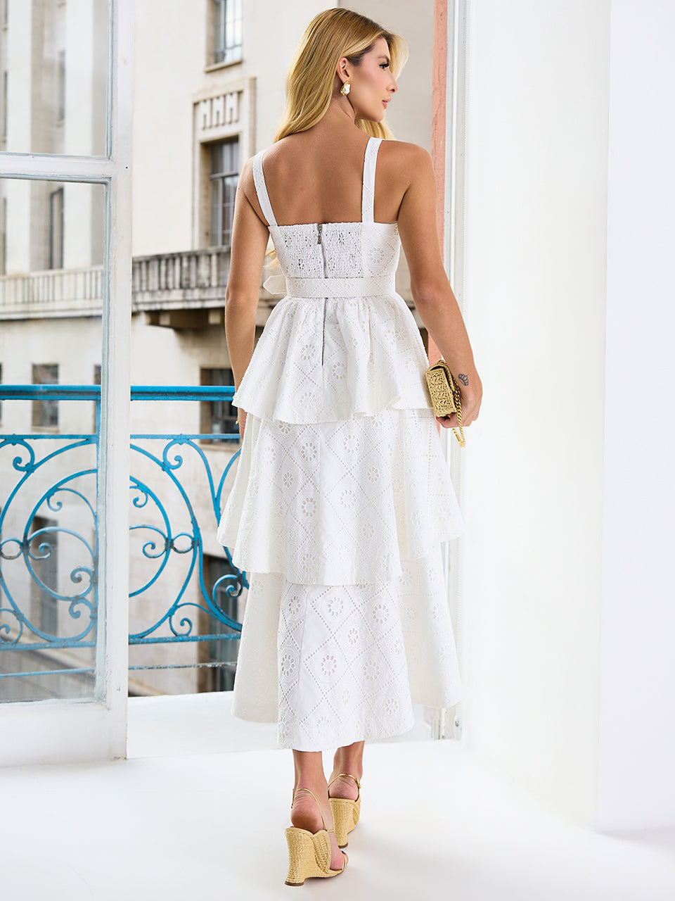 Vestido Porcelain Heart Midi em Laise Off-White com Babados | Limonada Pink