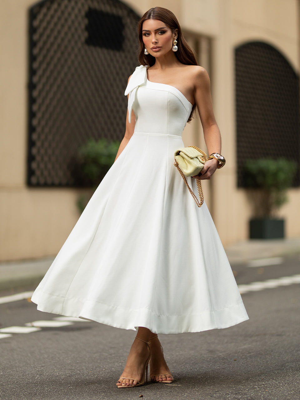 Classic Dress with Asymmetrical Neckline Off-White Alliance