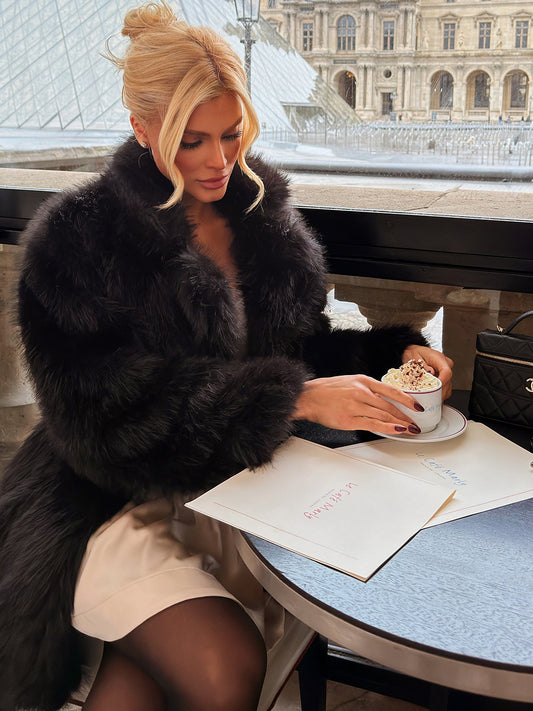 Casaco Faux Fur Preto by Nicole Rocha | Limonada Pink