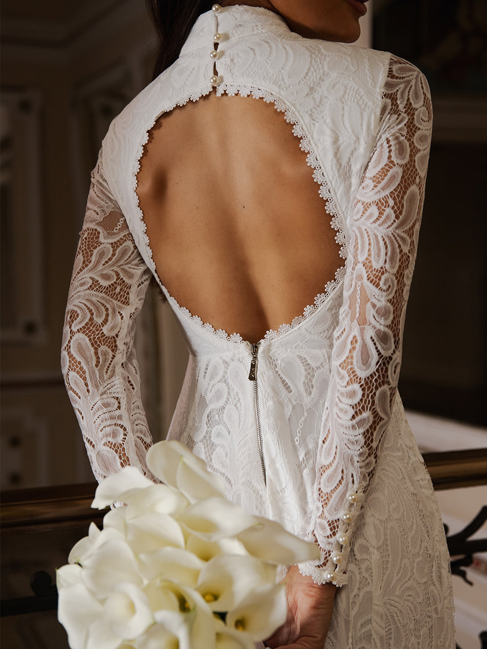 Vestido Mullet de Renda Off White Celestine