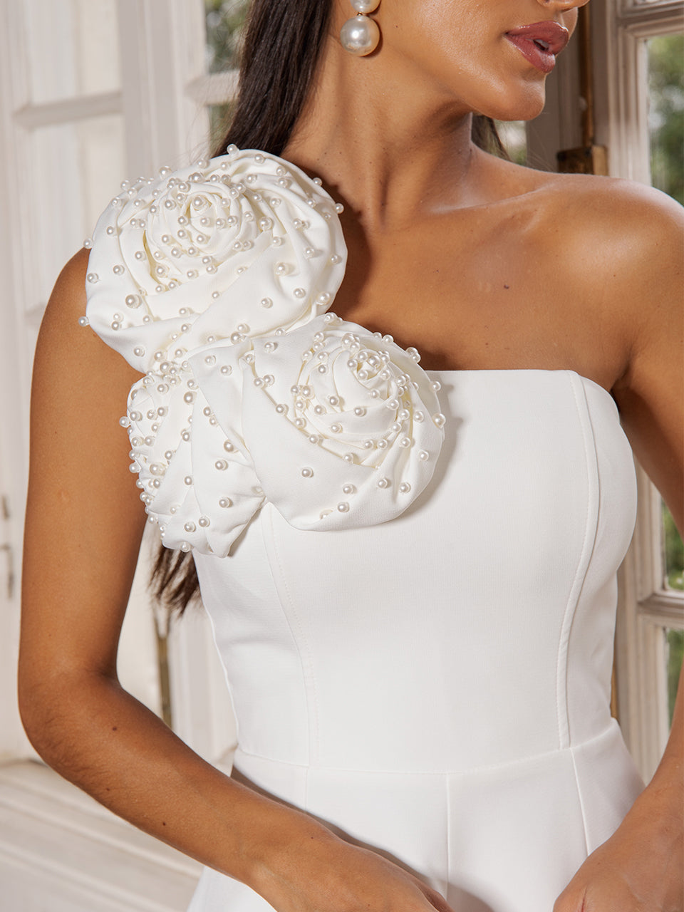 Vestido Curto de Crepe Off White Isabella