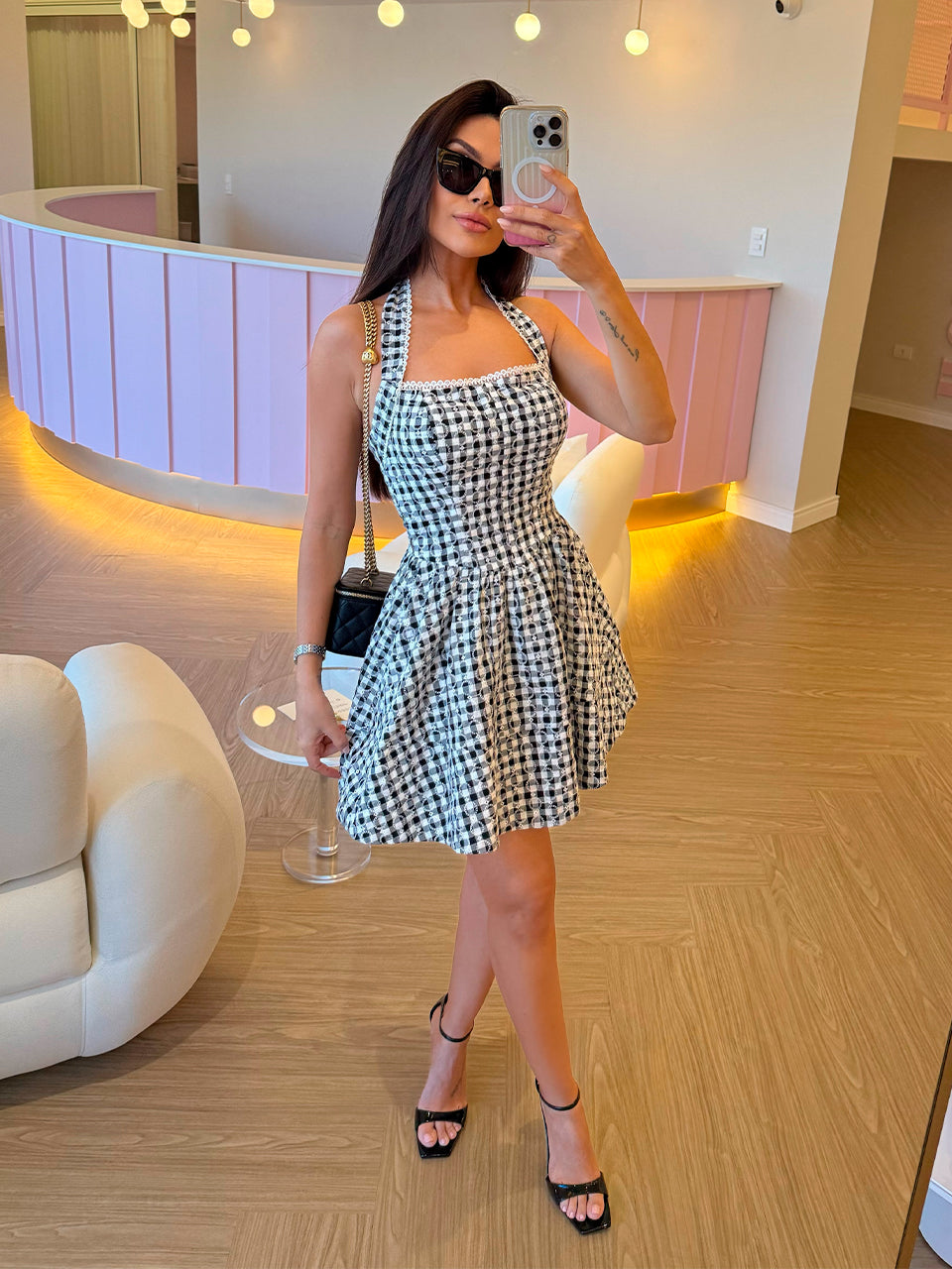 Vestido Curto Preto Xadrez Glam