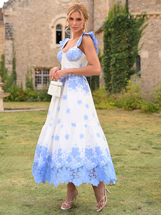 Vestido Belle de Jour Midi de Cambraia Bordada Off White e Azul | Limonada Pink