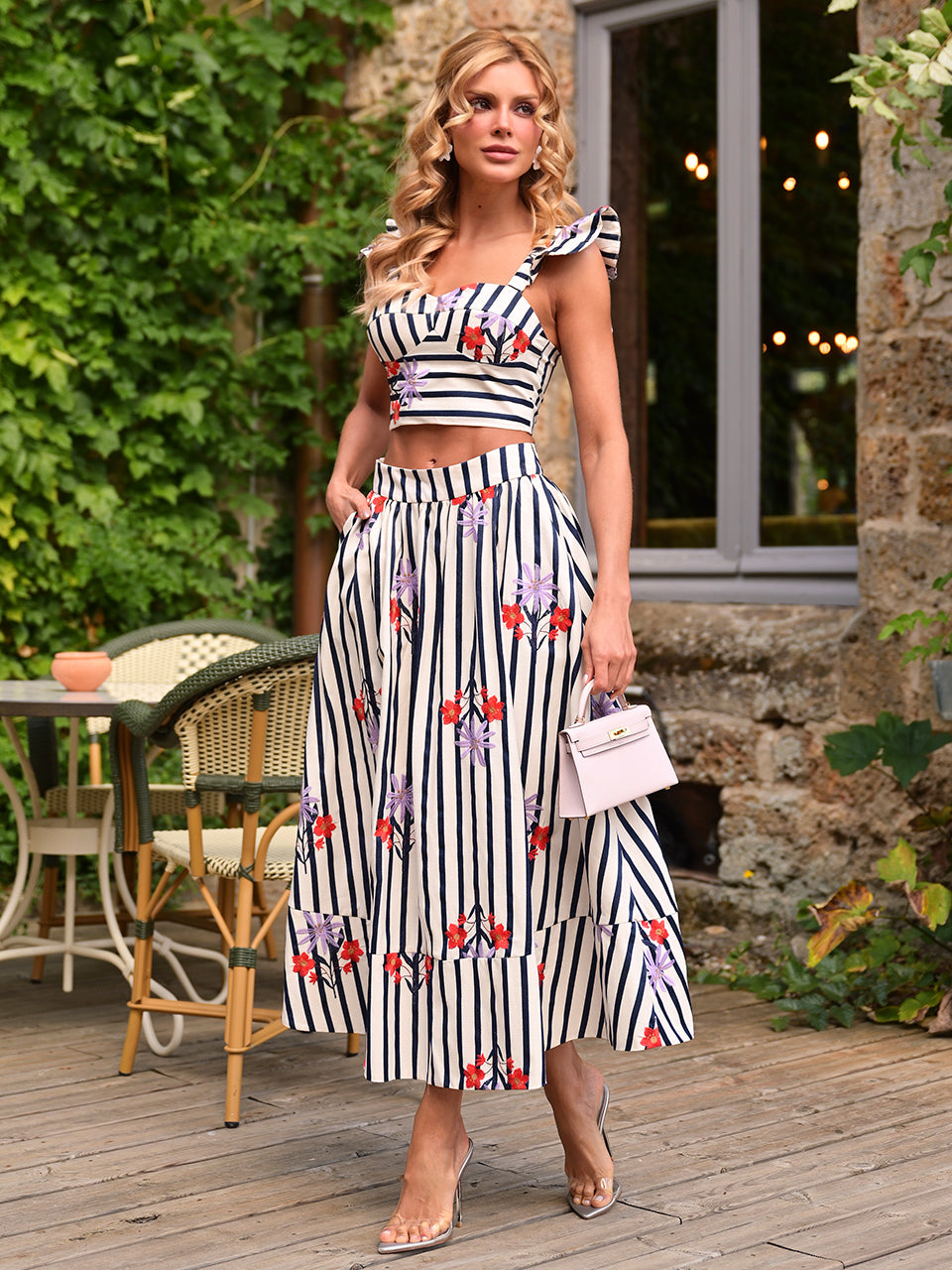 Conjunto Sailor Blossom Cropped e Saia Midi de Tricoline Bordada Navy Floral | Limonada Pink