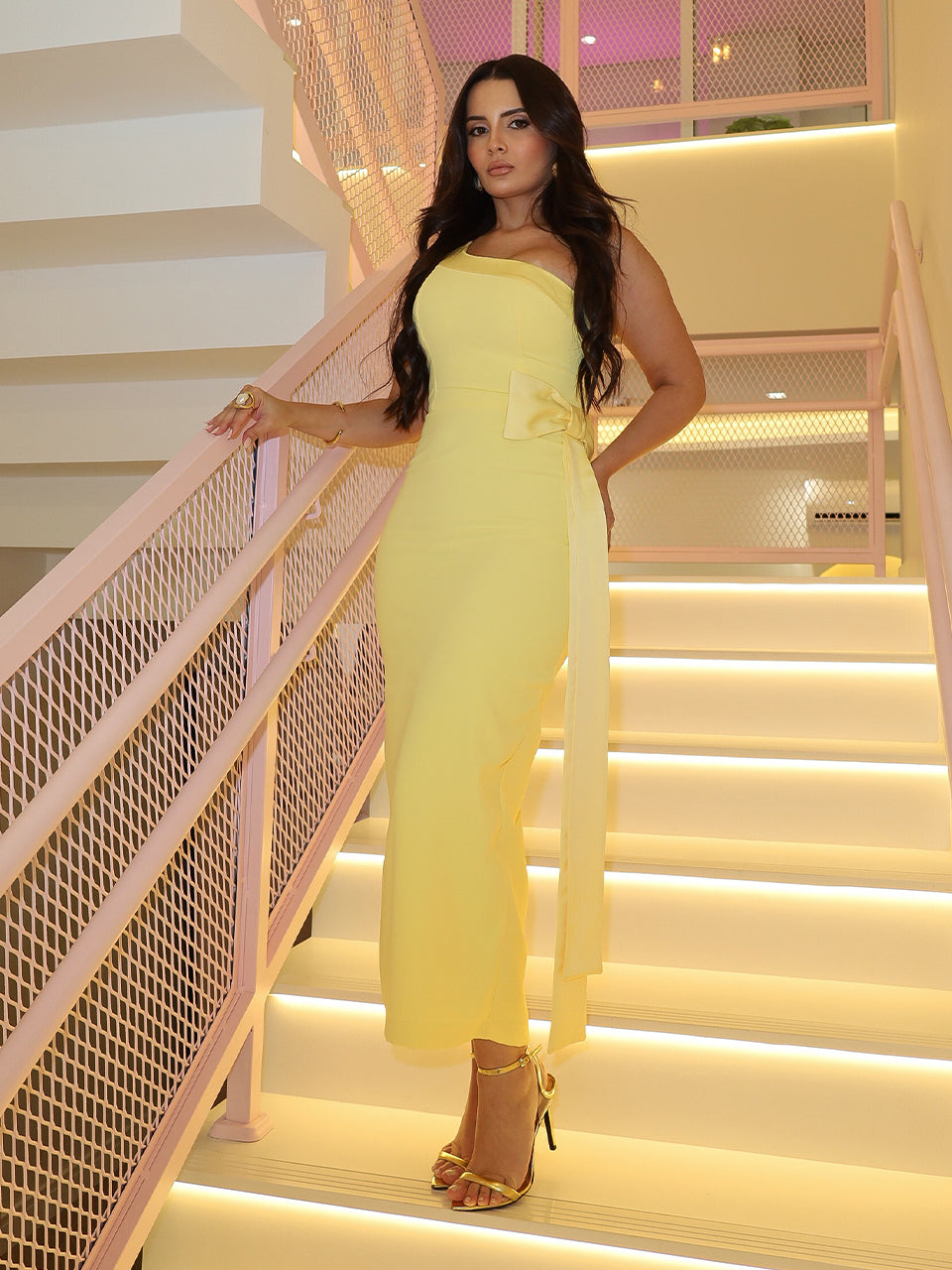 Vestido Midi One Shoulder Yellow Bloom