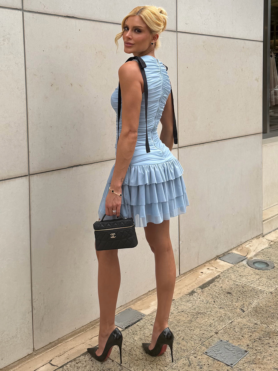 Vestido Curto Azul em Tule Drapeado Tower Bridge