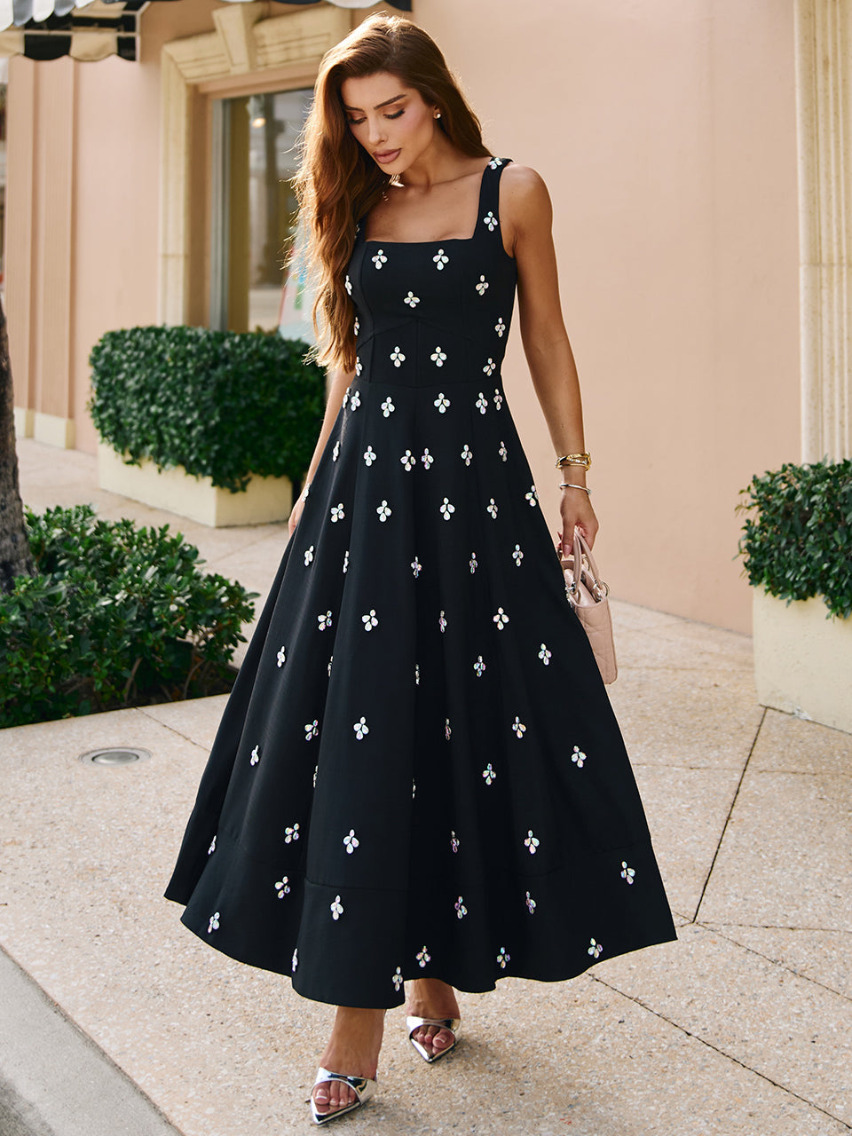 Vestido Joaillerie Midi Bordado com Pedraria Furta-Cor | Limonada Pink